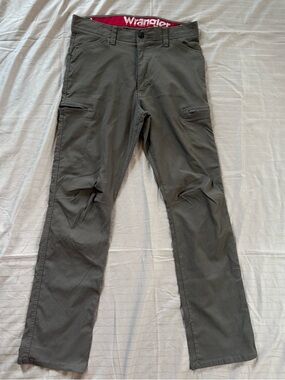 Wrangler ATG Men's All Terrain Cargo Pants Asphalt Grey [Size 34x32] NW788AS